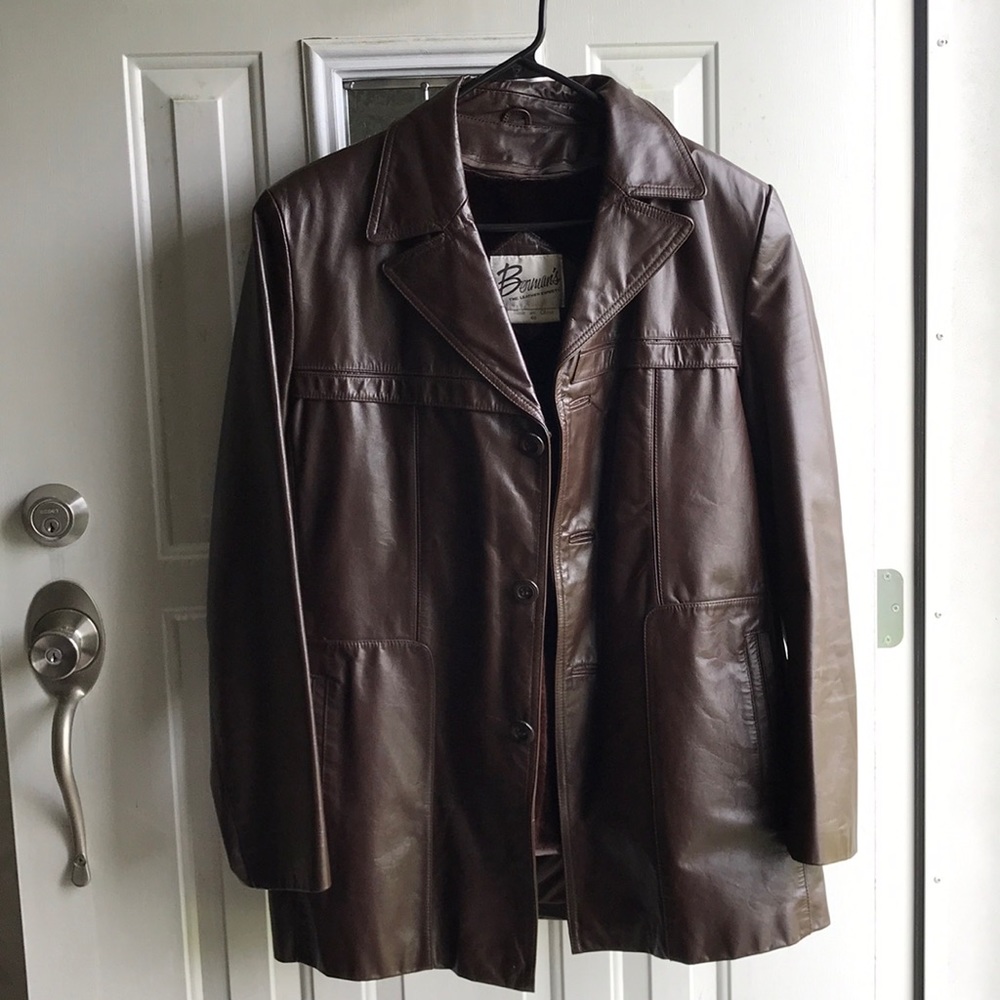 Vintage men’s Bermans brown leather jacket coat